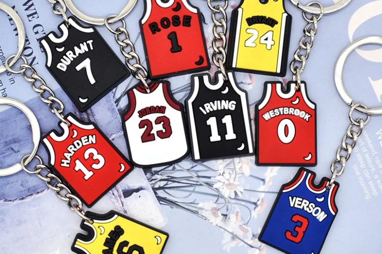 Custom color sport jersey adult car PVC keychain (6)