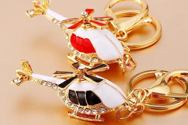 Exquisite model plane metal airplane keychain (2)