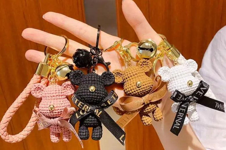 New cartoon leather weave rope bear keychain (1)